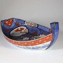 Imari Porcelain Boat with Four Interior Cameos including a Western Falconer, 19th Century