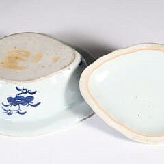Canton Diminutive Covered Vegetable Dish, 19th Century