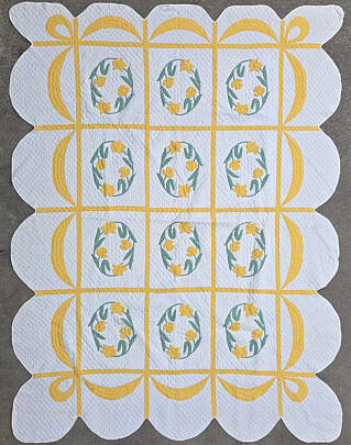 Vintage Daffodil Patchwork Quilt, Circa 1930s