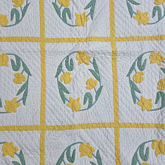 Vintage Daffodil Patchwork Quilt, circa 1930s