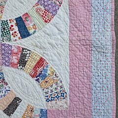 Vintage Double Wedding Ring Patchwork Quilt, circa 1930s
