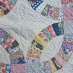 Vintage Double Wedding Ring Patchwork Quilt, circa 1930s