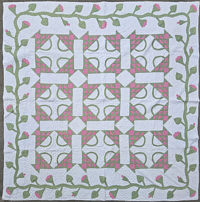 Vintage Pink and Green Basket patchwork Quilt, Circa 1930s