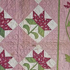 Antique Red and Green Calico Oak Leaf Patchwork Quilt, 19th Century