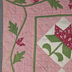 Antique Red and Green Calico Oak Leaf Patchwork Quilt, 19th Century