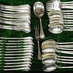 175 Piece Towle Silversmiths Sterling Silver Flatware Service in the Paul Revere Pattern, 191.10 Troy Ounces