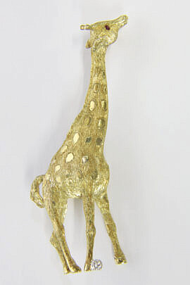 3-5635 18k Gold Tiffany & Co. Giraffe Brooch A IMG_0062 4
