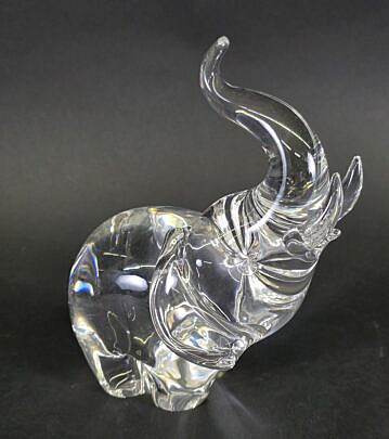 4477-955 Steuben Elephant A