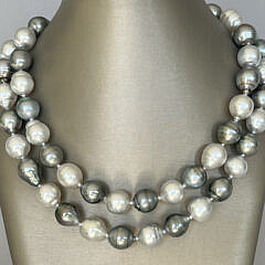 45-4960 White Tahitian South Sea Pearl Necklace A IMG_0071