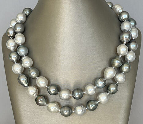 45-4960 White Tahitian South Sea Pearl Necklace A IMG_0071