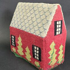 4511-955 Erica Wilson Needlepoint House A
