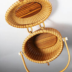 Maitino Nantucket Friendship Basket with Twin Carved Scallop Shells