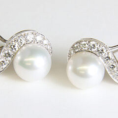18k Gold Seaman Schepps Pearl and Diamond Earrings