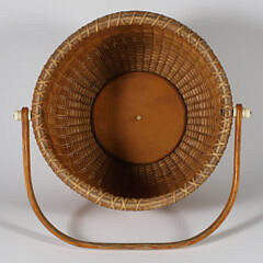 O.L. Whitamore Round Open Swing Handle Nantucket Basket, circa 1979