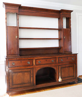 247-2574 Oak Welsh Cupboard A 9817 JG