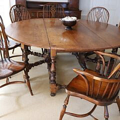 Large English Oak Round Robust Gate Leg Table