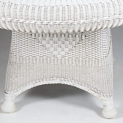 Vintage White Wicker Round Dining Table