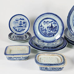 Collection of 22 Assorted Pieces of Blue and White Canton, 19th Century