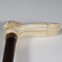Continental Carved Dog Bust and Paw L-Grip Cane, circa 1880