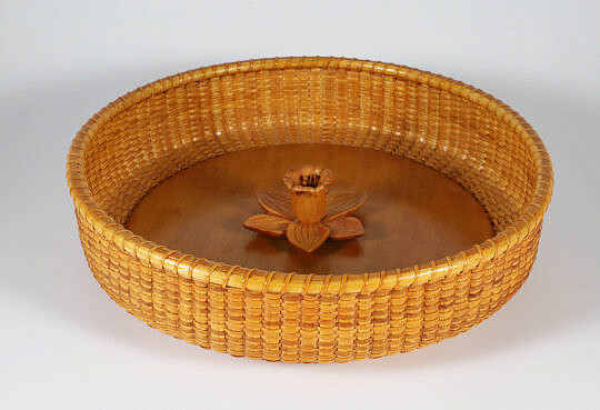 Delores and Ben Spychalski Round Nantucket Basket Tray, circa 2007