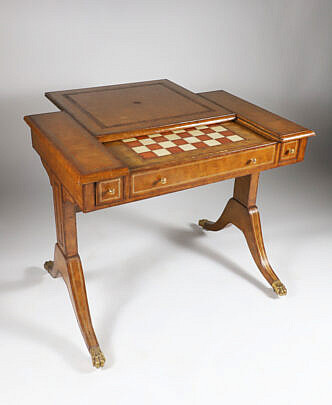 Maitland Smith Hand Made Backgammon or Chess Game Table 20th Century