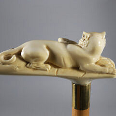 English Carved Jungle Cat L-Grip Cane, circa 1880