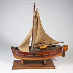 19th Century English Miniature Model of a Fishing Trawler