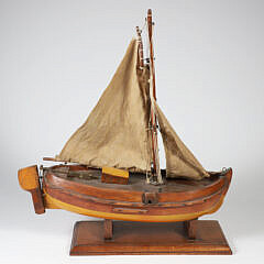 19th Century English Miniature Model of a Fishing Trawler
