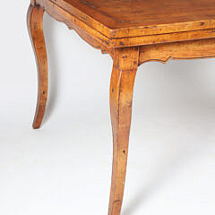 French Provincial Style Extension Dining Table