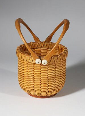 Paul Willer Round Swing Handle Nantucket Basket, Signed Willer