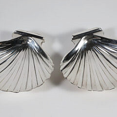 Pair of Gorham Sterling Silver Scallop Shell Dishes with ball feet 5.84 troy ounces 