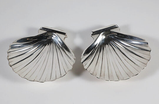 Pair of Gorham Sterling Silver Scallop Shell Dishes with ball feet 5.84 troy ounces 