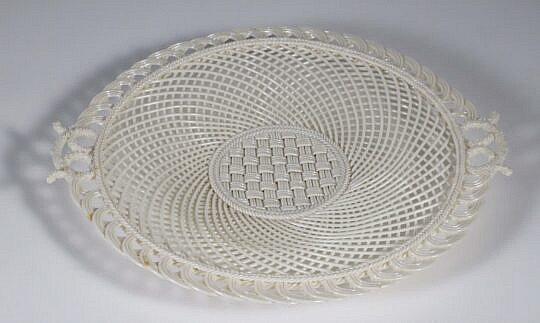 Lace-Work Basket Weave Open Dish