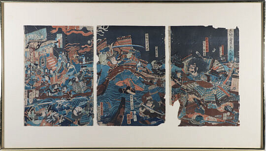 Japanese Woodblock Triptych Battle Scene on Water and on Land, signed by the artist 1st half of the 19th century 