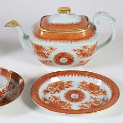 Swain Family Nantucket, Chinese Export Orange Fitzhugh China, circa 1810