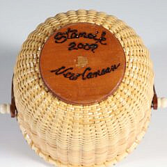 Stanick Round Swing Handle Nantucket Basket, circa 2002