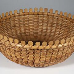Contemporary Round Nantucket Lollipop Basket