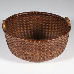Finely Woven Round Open Nantucket Basket, 19th Century