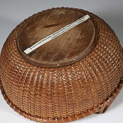 Ferdinand Sylvaro Round Nantucket Sewing Basket with Double Heart Handles
