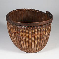 Fine Open Oval Swing Handle Nantucket Basket with Carved Wood Ears, mid 19th Century