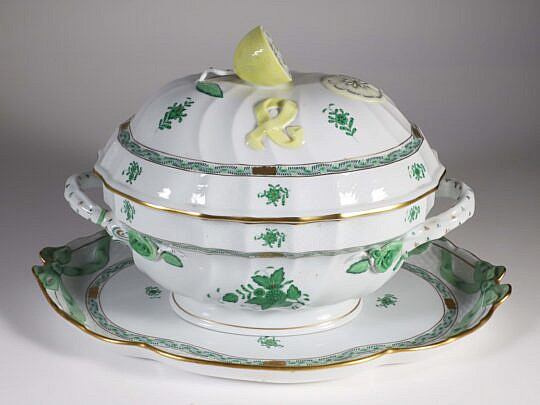 Large Herend Hand Painted Porcelain Green Apponyi Pattern Soup Tureen and Underplate