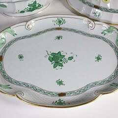 Large Herend Hand Painted Porcelain “Green Chinese Bouquet” Pattern Soup Tureen and Underplate