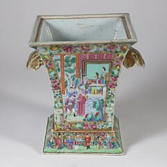 Chinese Export Famille Rose Porcelain Bough Pot, early 19th Century