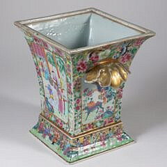 Chinese Export Famille Rose Porcelain Bough Pot, early 19th Century