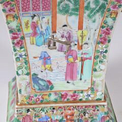Chinese Export Famille Rose Porcelain Bough Pot, early 19th Century