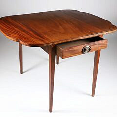 New York Hepplewhite Line Inlaid Mahogany Pembroke Table, 19th Century