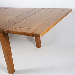 Modern Hepplewhite Style Extension Leaf Dining Table