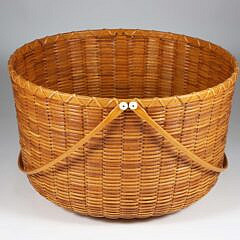 Paul Willer Very Large Round Double Swing Handle Nantucket Basket, circa 1982
