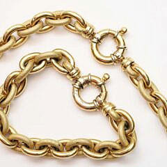 Vintage Italian 18K Yellow Gold Textured and Smooth Chain Link Necklace and Bracelet Set