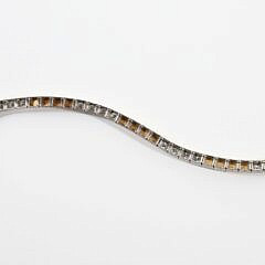 Platinum and 22k Gold Diamond Line Bracelet, set with 20 Round Brilliant Cut Diamonds, 2.00cts